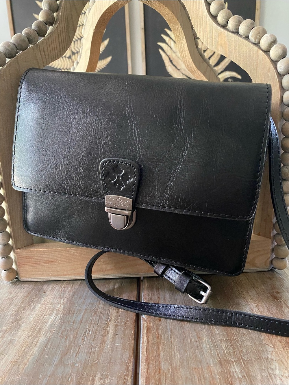 Patricia Nash Lanza Leather Convertible Crossbody Bag Purse Embossed Logo Black - Picture 17 of 17